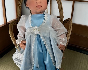 Muñeca Lee Middleton “Cielo Matutino”, 53 cm, de Reva Schick.