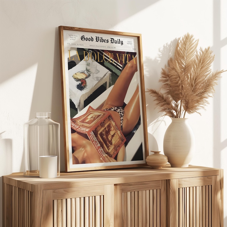 La Dolce Vita Poster, Boho Home, Old Money Aesthetic, Retro Poster, 60s Wall Art, Trippy Art, Summer House, Vogue Print, Trendy Newspaper, Vogue Magazine, Beach Poster, summer never ends, Vogue Fashion, Orange Wall Art, beach vibe, old money summer