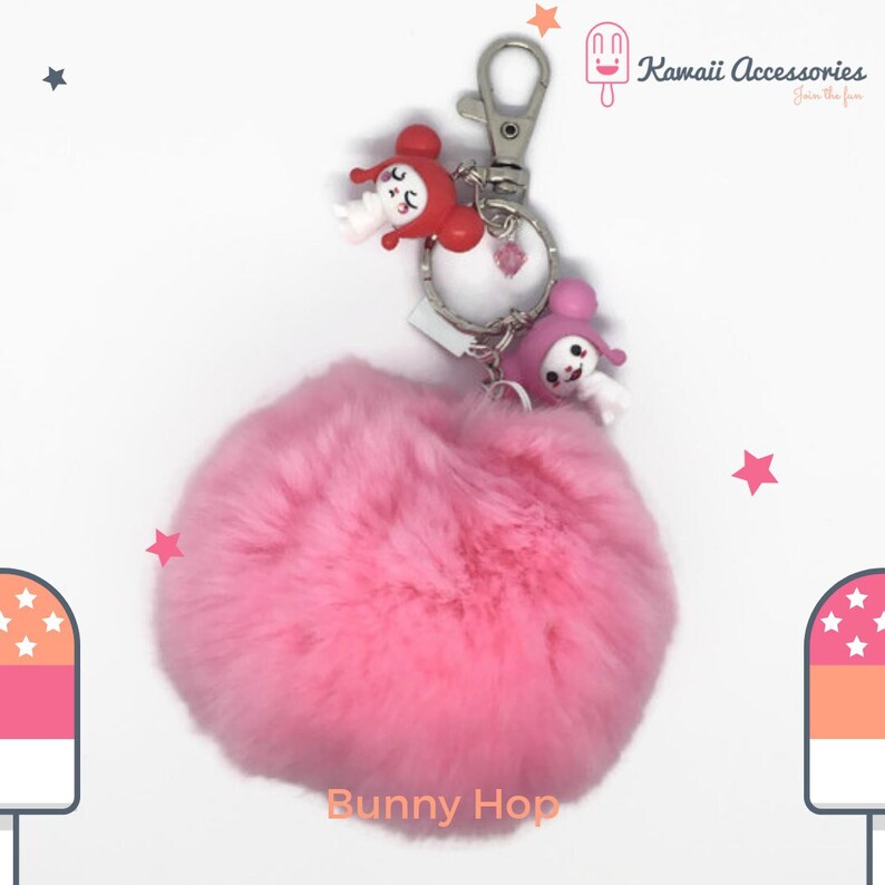 Pendentif de sac porte-clés pompon rose kawaii avec décoration en cristal Swarovski dans différents thèmes Bunny Hop