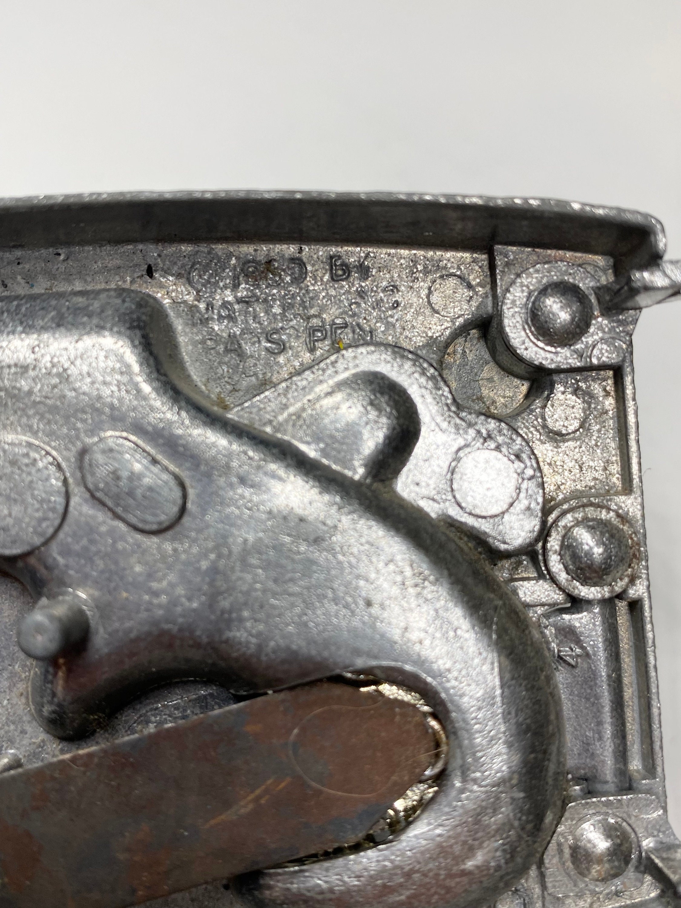 VINTAGE MATTEL REMINGTON Derringer 1867 Belt Buckle Cap Gun Signed