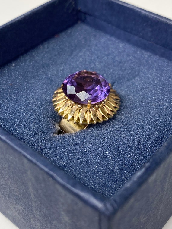 18K Gold Synthetic Corundum Ring - image 9