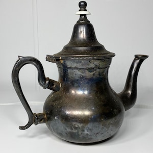 Royal Ascot Manchester Design Silver Plate vintage Tea Pot Made in