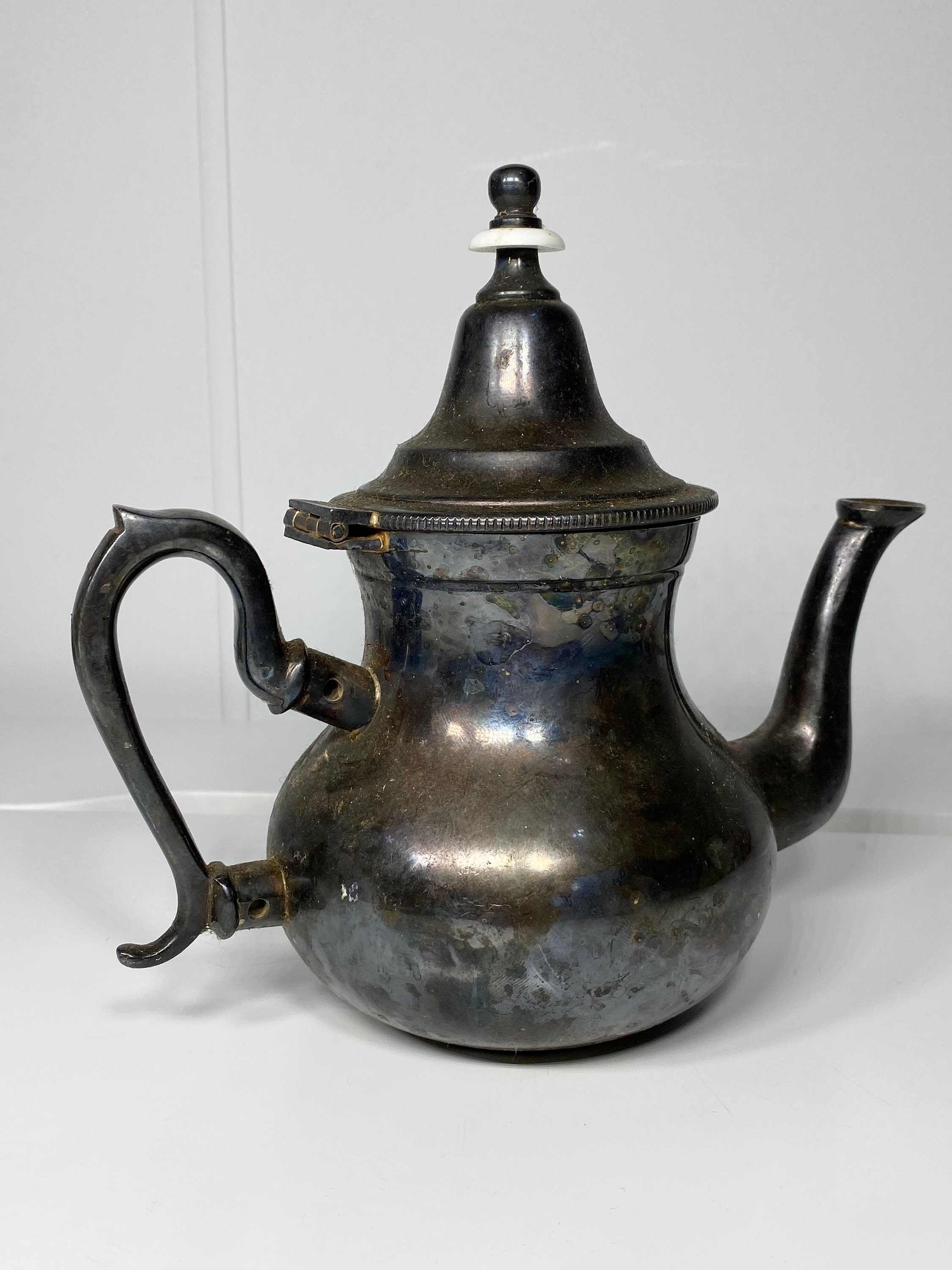Royal Ascot Manchester Design Silver Plate vintage Tea Pot Made in