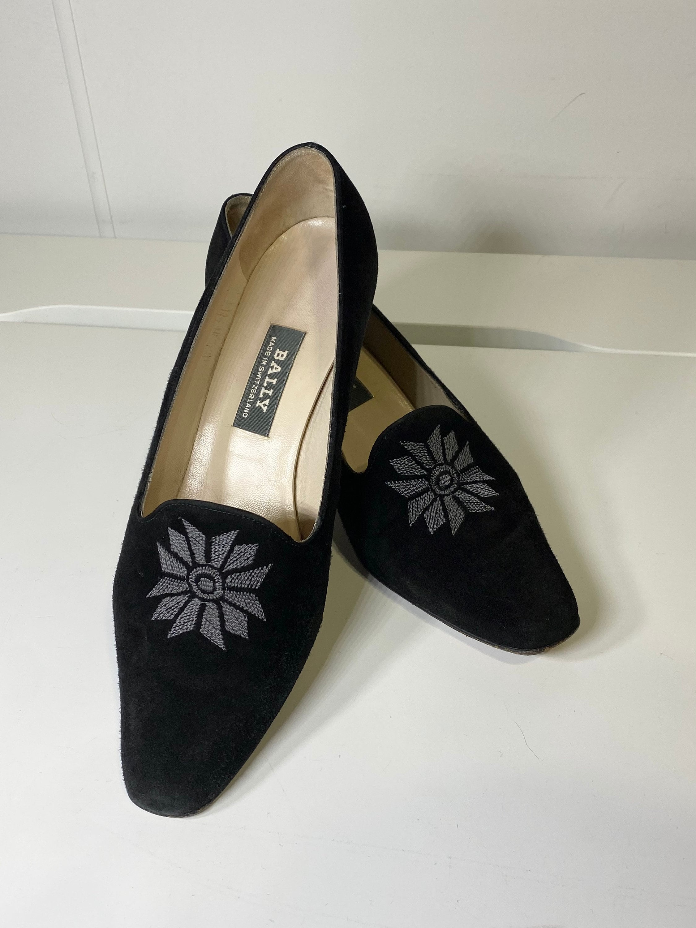 Girl bally best sale shoes