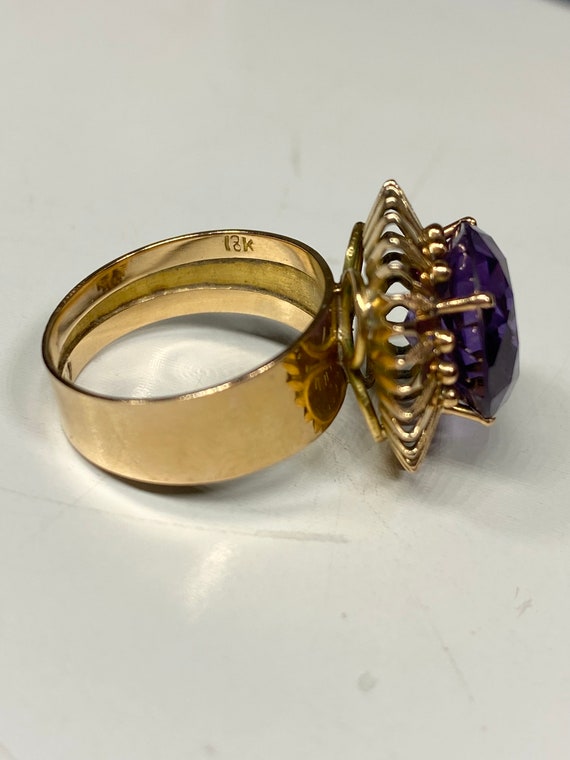 18K Gold Synthetic Corundum Ring - image 4