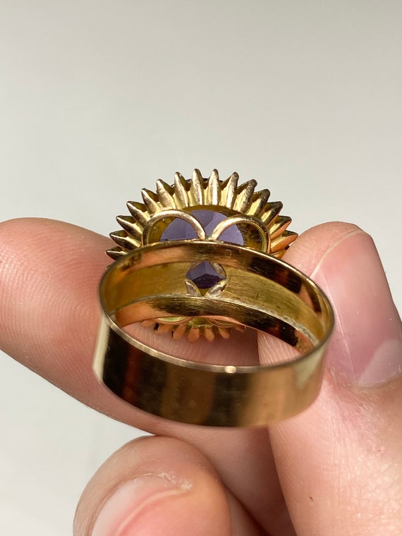 18K Gold Synthetic Corundum Ring - image 8