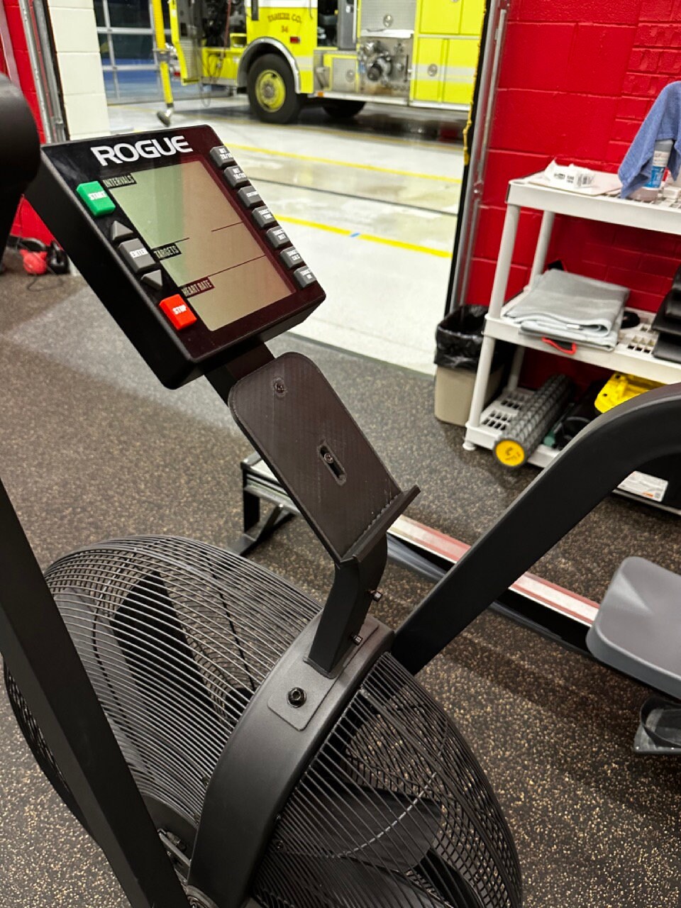 thumbnail interactive-video image 1 of Rogue Echo Bike Phone Holder - Custom 3D Printed Mount For Air Assault Bikes 1 of 4