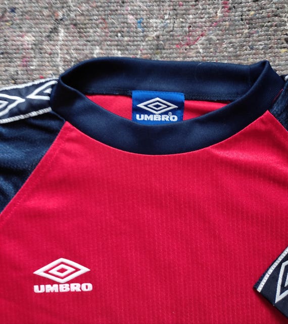 【umbro】 vintage game shirt Vintage Umbro Soccer T Shirt Adult Large Gray Sports