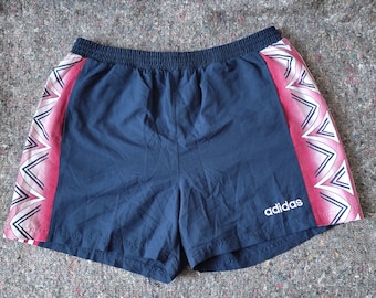 Bellissimi pantaloncini Adidas vintage