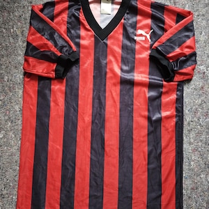 Vintage Puma soccer tee