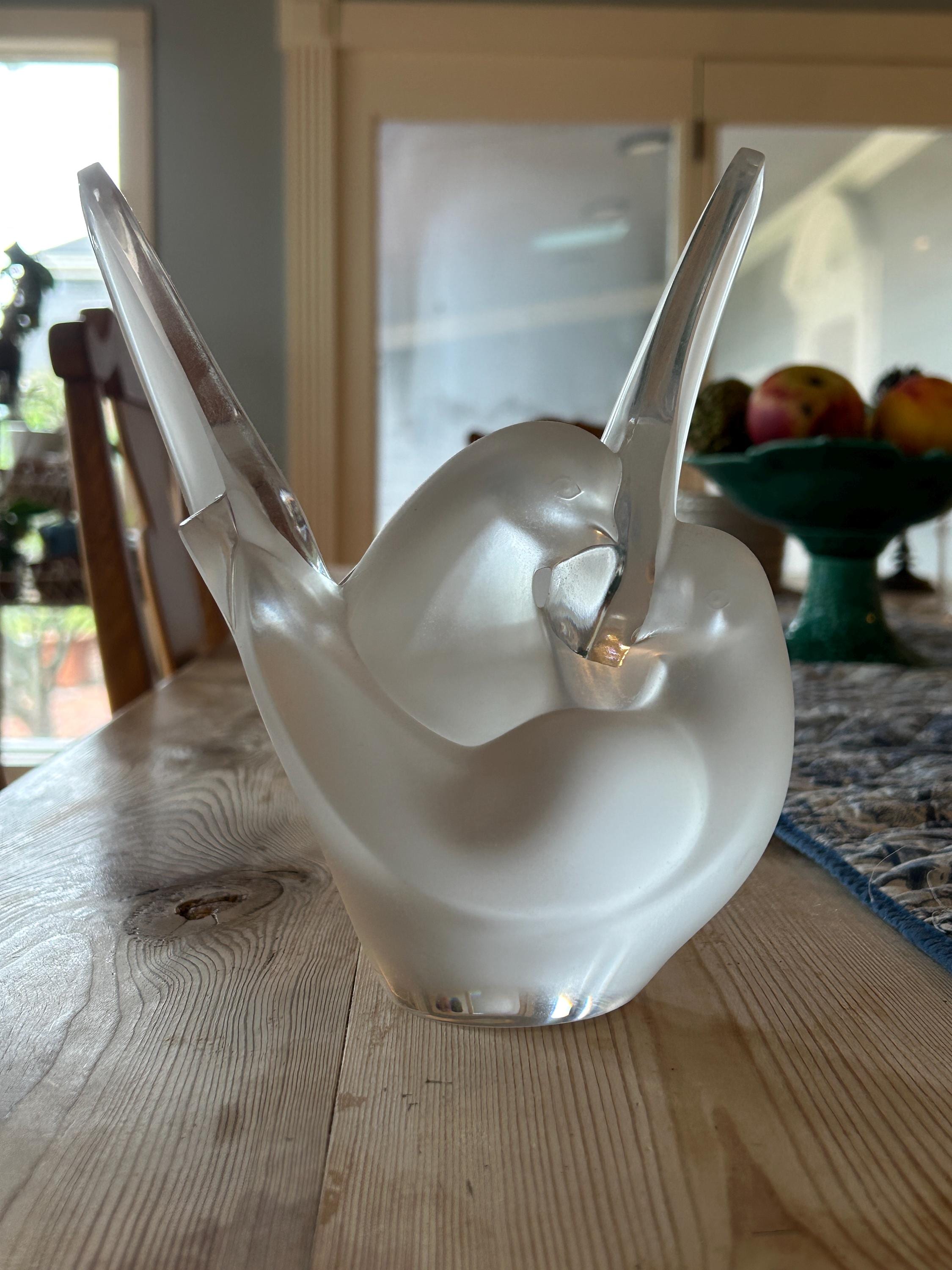 Graceful Lalique France 