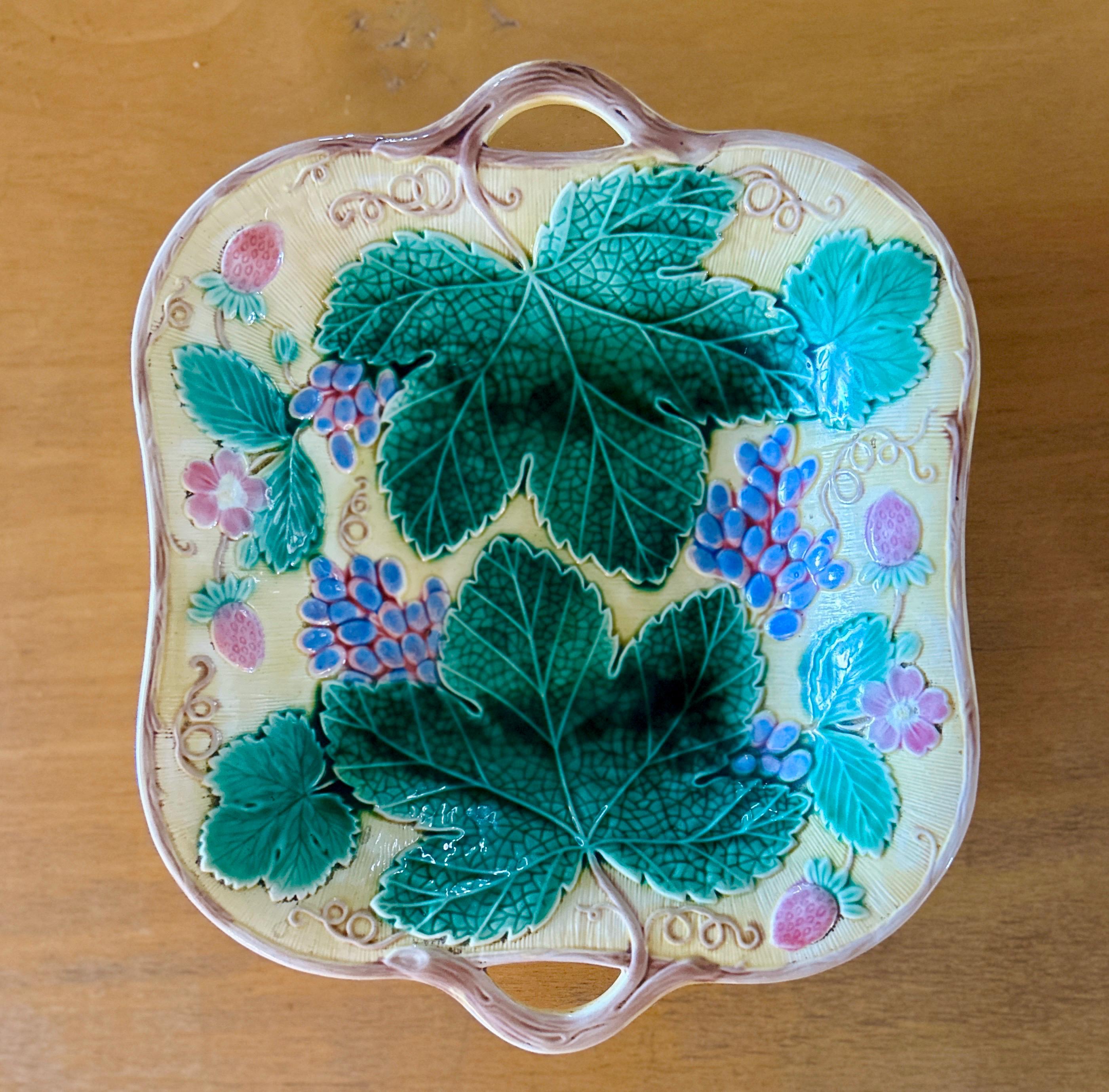 Wedgewood Majolica Strawberry Grape Leaf Server Tray Plate Square