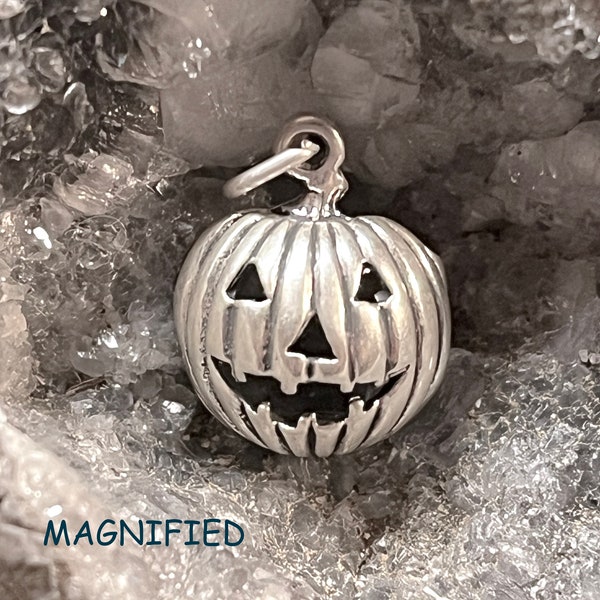 Halloween Necklace, Halloween Jewelry, Sterling Pumpkin necklace, Silver Pumpkin charm, Jack-O-Lantern charm, Silver Halloween necklace