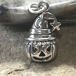 Sterling Halloween charm,Sterling Pumpkin charm, Sterling Jack O Lantern charm, Sterling Wizard Hat, Sterling Witch hat,,Halloween Jewelry