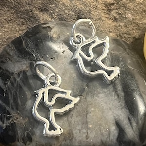 Sterling Dove Charm, Silver Dove Outline charm, Sterling  Silver Bird Charm, Peace  Love Charm, Sterling Silver Dove pendant,Wedding charm