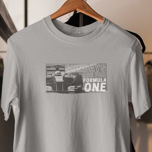Camiseta F1 Sundays, regalo de coche de carreras, camiseta de Gran Premio, entusiasta de las carreras, camiseta de deportes de motor, regalo para fanáticos de la F1, camiseta gráfica unisex de F1
