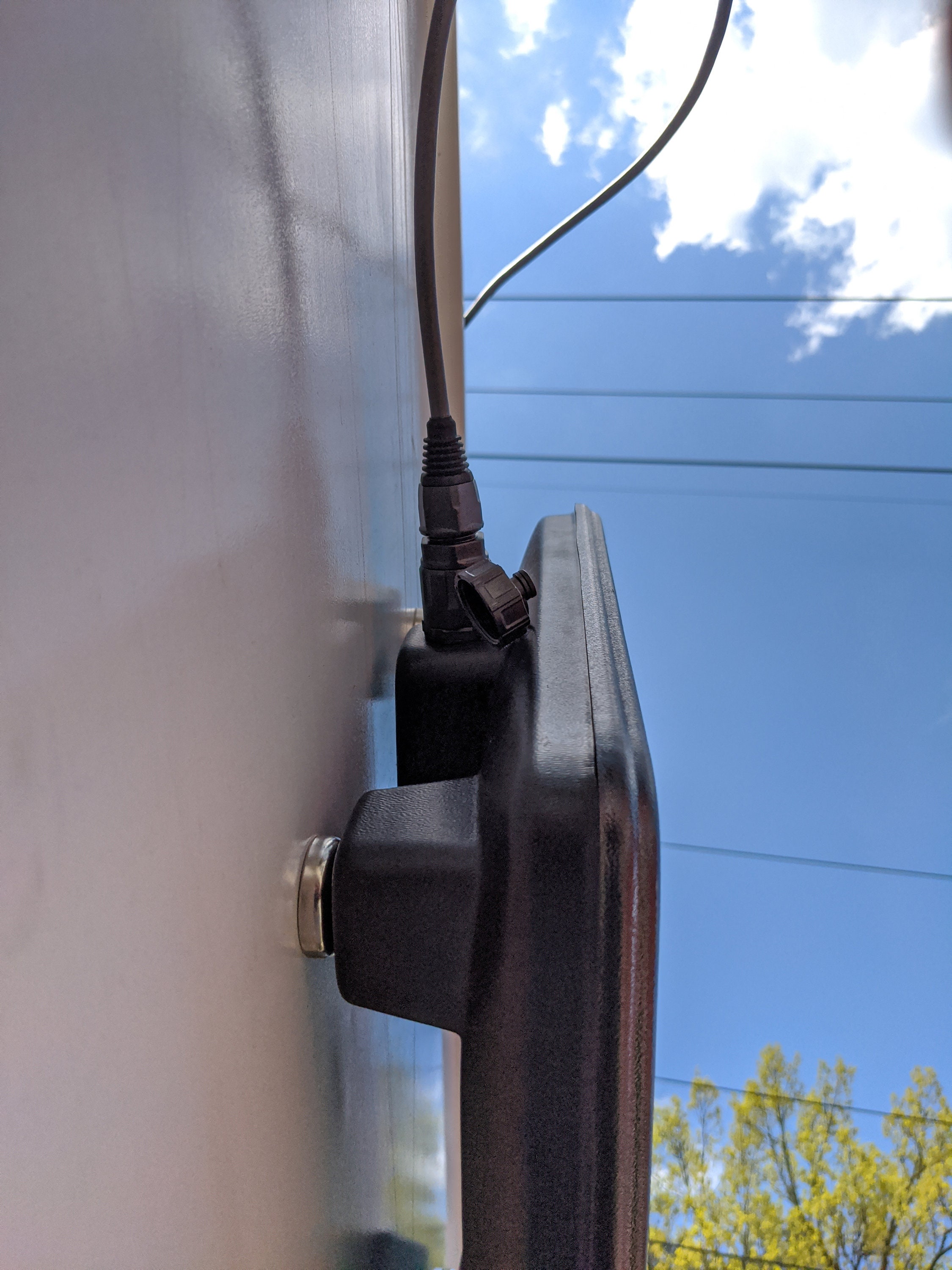 window mount amateur antenna