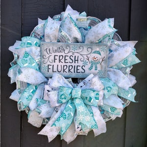 Winter wreath Snowman wreath Winter fresh flurries wreath Christmas seasonal wreath blue white deco mesh wreath Ribbon wreath