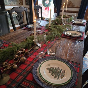 Camino de mesa navideño a cuadros escoceses, decoración de mesa lavable navideña con cuadros rojos de búfalo para cenas, fiestas y decoración navideña, 13 x 72 pulgadas
