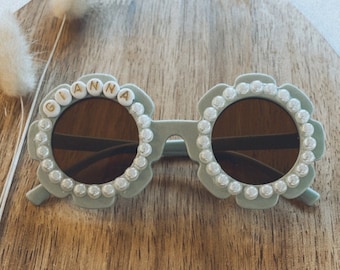 Custom name pearl sunglasses  | Summer Sunglasses |  flower girl Sunglasses | pearl sunglasses | Kids Sunglasses |