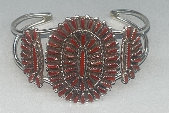 Native American Zuni Jewelry Handmade Sterling Silver Peitit Point