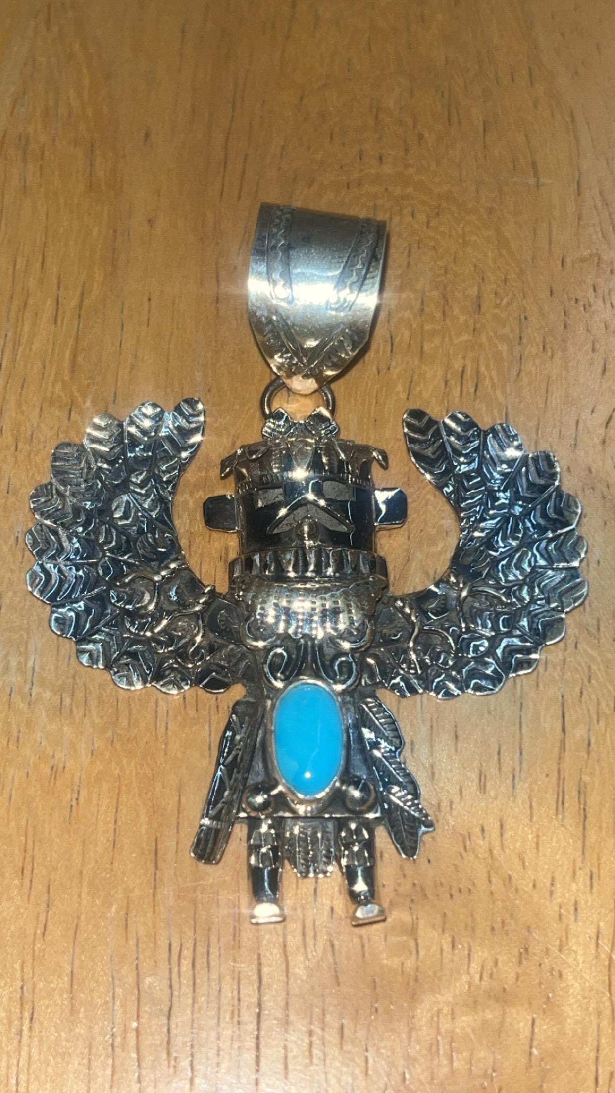 ネイティブアメリカンのナバホ族のジュエリー、ハンドメイドの