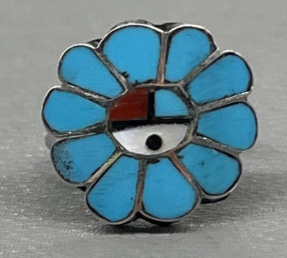 Native American Center Flipping Medallion Vintage Inlay Turquoise Sterling Silver Ring Native American Center Flipping Medallion Vintage Inlay Turquoise Sterling Silver Ring