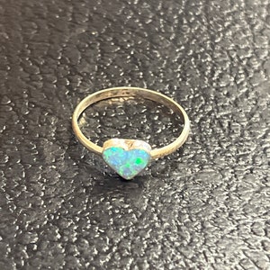 Navajo handgemachter Opal Herz Sterling Silber Cluster Ring Größe 5,5 zierlich