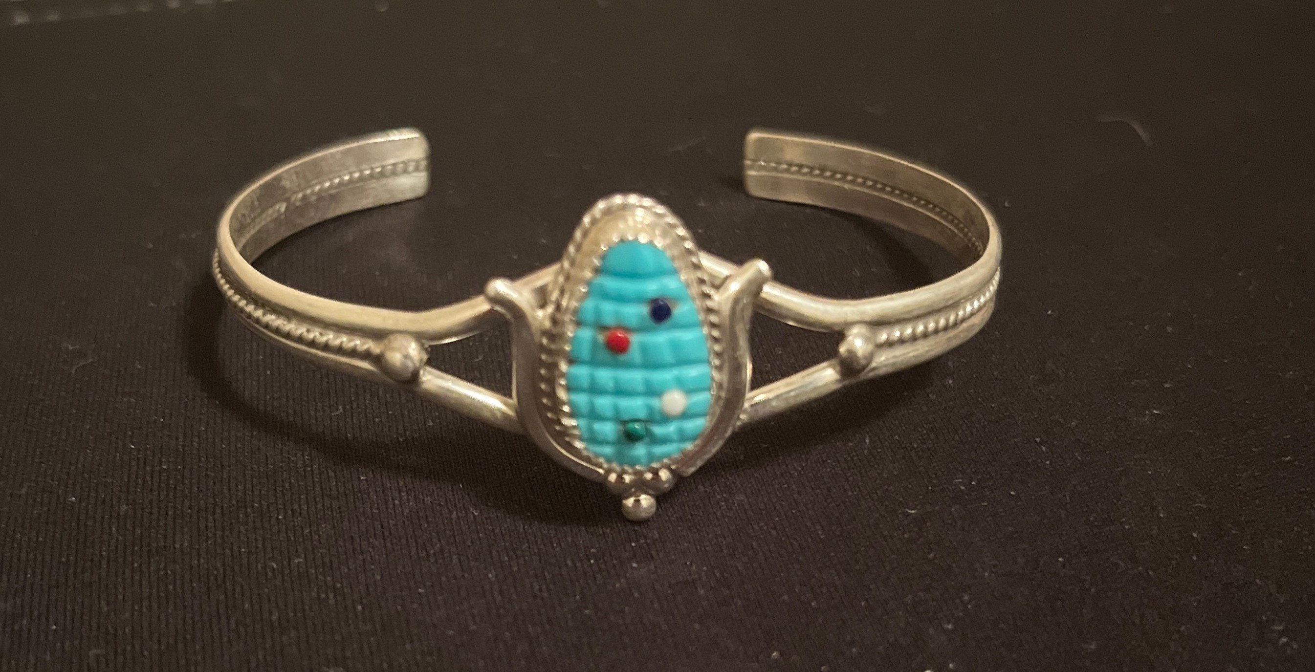 Husky Vintage Native American Navajo Royston Turquoise Sterling Silver Leaf Bracelet Husky Vintage Native American Navajo Royston Turquoise Sterling Silver Leaf Bracelet