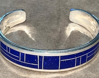 ナバホ族ネイティブアメリカンの手作りスターリングシルバーインレイ