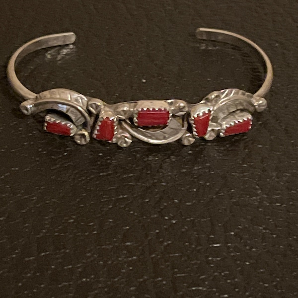 Native American Zuni handmade coral leaf bracelet sterling silver