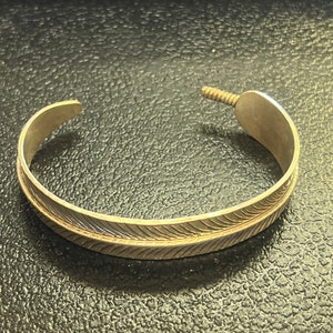 Navajo handmade sterling silver feather bracelet statement bracelet