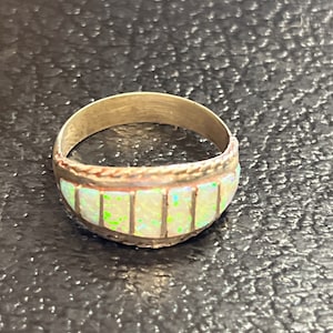 Navajo handmade sterling silver opal ring size 9