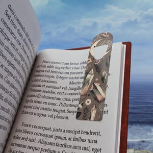 Celestial Crystal Bookmark, Boho Style Page Marker, Gothic Book Lover Gift, Witchy Reading Accessory, Space and Nature Inspired