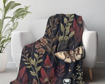 Manta Sherpa de bruja negra con diseño floral de polillas, acogedora decoración para el hogar, regalos, camping, manta de boticario Cottage Core, manta mullida