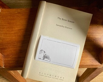 10 Bookplate stickers - Pile of books - Author signature - Book autographs - Book Plate