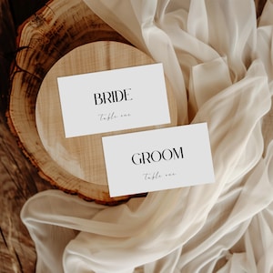 Wedding Place Card Template, Minimalist Wedding Flat Placecard, Black and White Table Decor, Classic Wedding Name Card, Guest Seating LONDON