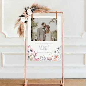 Welcome Wedding Sign Template, Wildflower Wedding Sign with Engagement Photo, Black and White Ceremony Sign, Floral Reception Decor, LYON