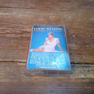 tammy wynette cassette tape anniversary 20 years of hits epic records 2 record set on 1 cassette 90&#39;s tape excellent condition