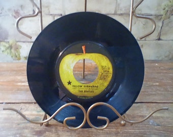 The Beatles 45 Record, Yellow Submarine/Eleanor Rigby, #5715, Apple Records, Mfd by Apple on Label, NM Cond, Black Star on Label, 1971