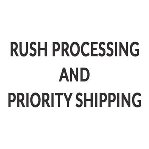 Op de afbeelding: Tekst in hoofdletters: "Rush Processing and Priority Shipping".