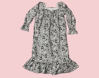 Flannel nightgown cat print cozy