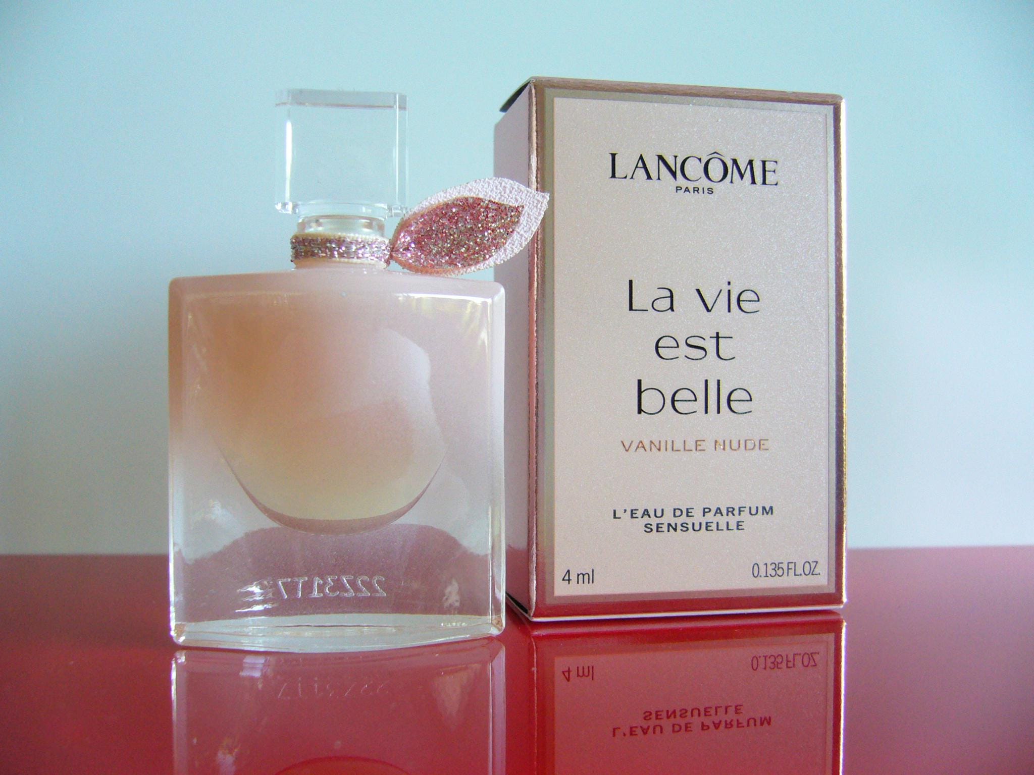 Collector's Perfume Miniature Lancome La Vie Est Belle Vanille