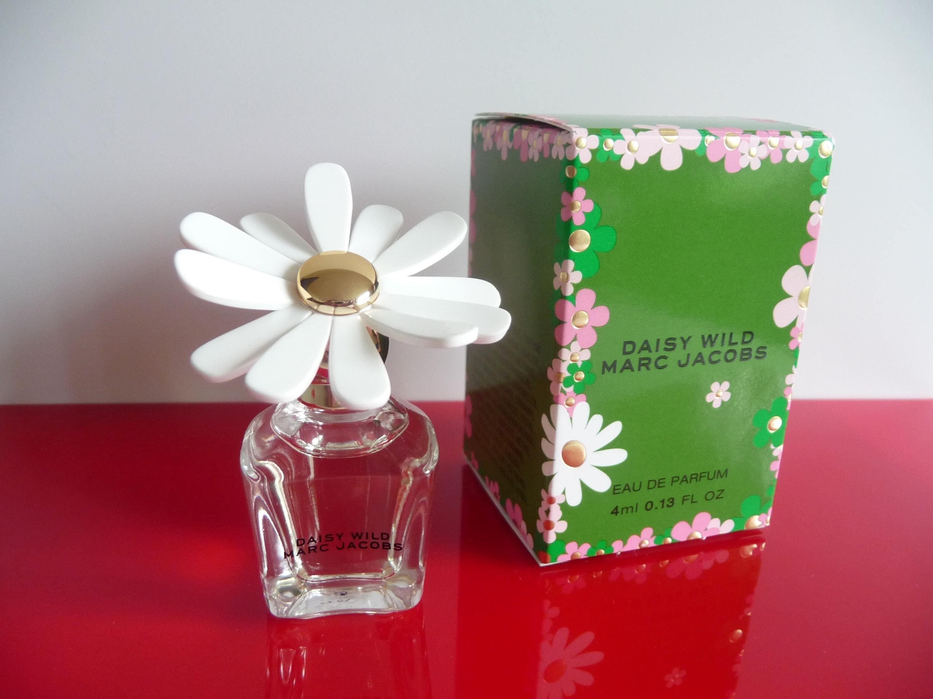 Collection Parfum Miniature Marc Jacobs Daisy Wild 4ml Eau De