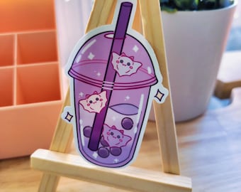 Bat Boba-klistermärke - Söta skrik | Vattentätt vinylklistermärke | Kusligt sött | Spöklikt | Halloween | Kawaii pastellgoth-vibbar