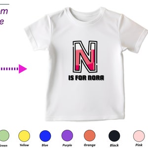 Regalo personalizado de camiseta para niños para niñas pequeñas. Personalice sus iniciales N en la camiseta para un regalo perfecto de cumpleaños y Navidad para niños.