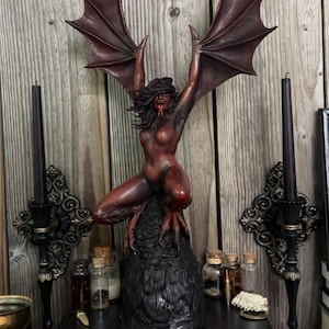 Lilith - (52 cm / 20.5 inches) Lilith, The Desert Woman - Goddess, Witch, Resin Sculpture / Statue