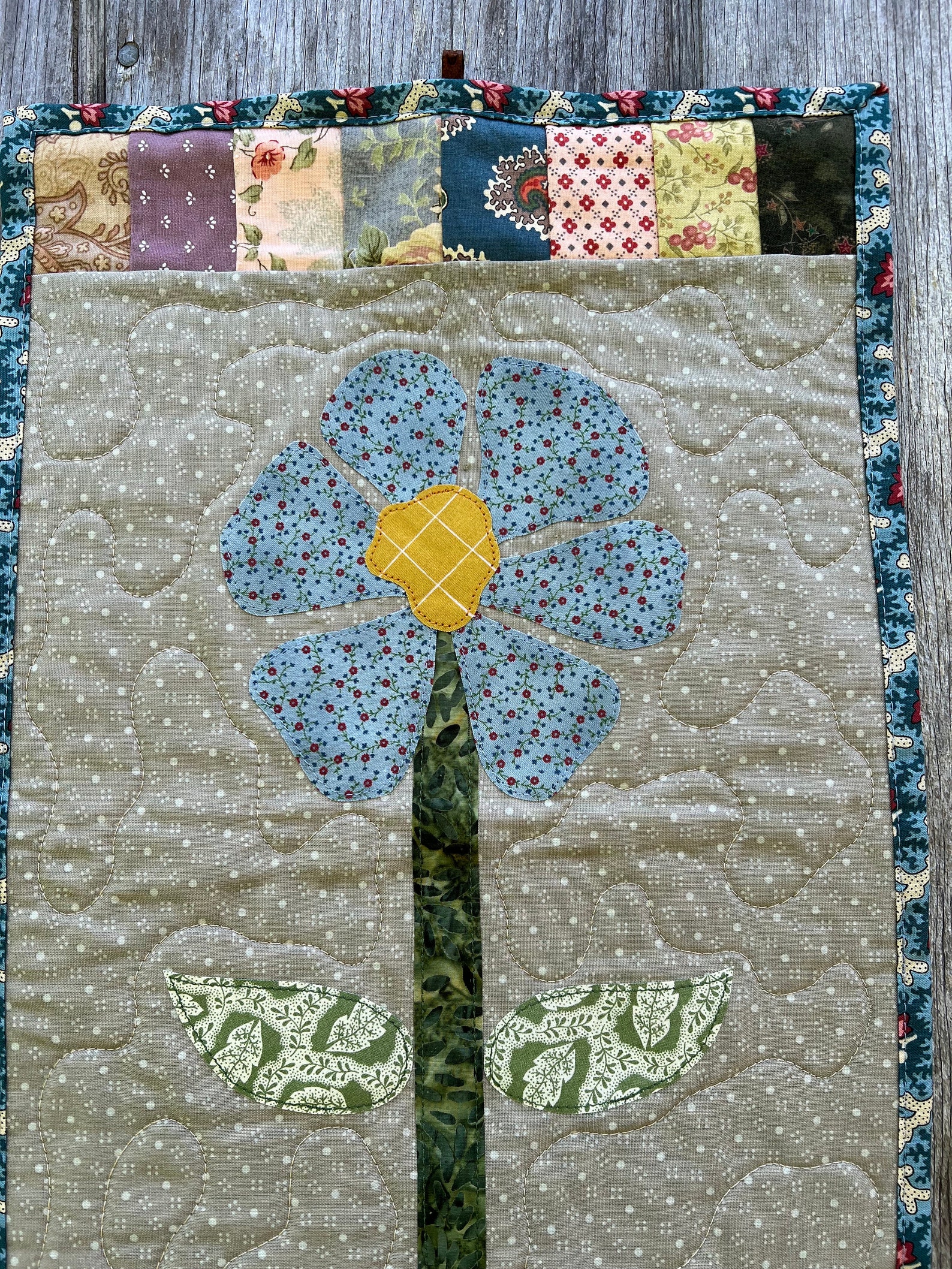 Winter Blessings Quilted Door Banner NCU0DV1477