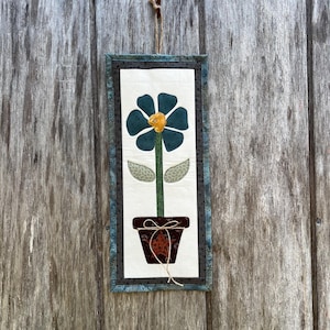 Mini Bloom Banner