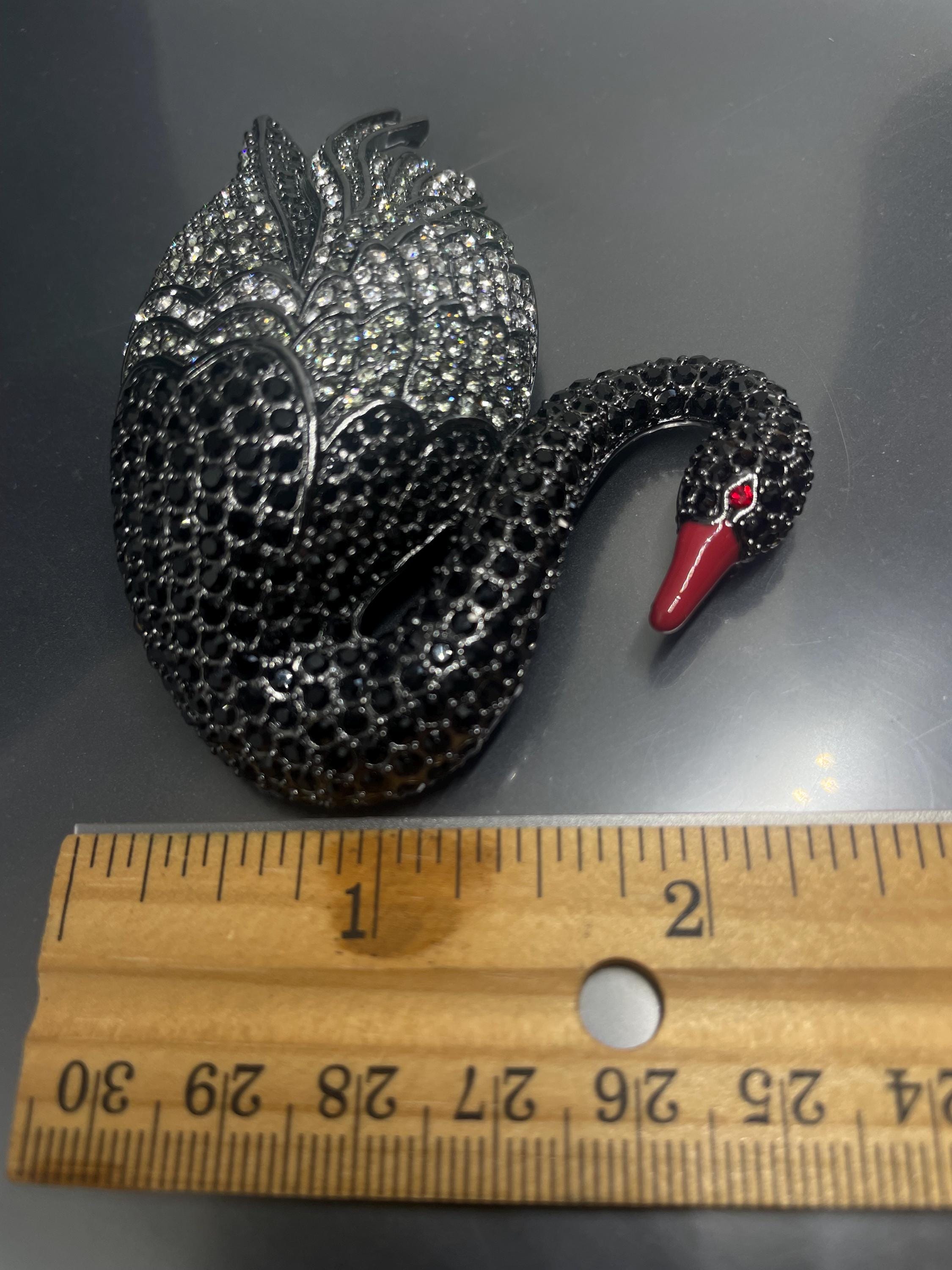 Vtg QVC Signed JOAN RIVERS Classics Collection Crystals
